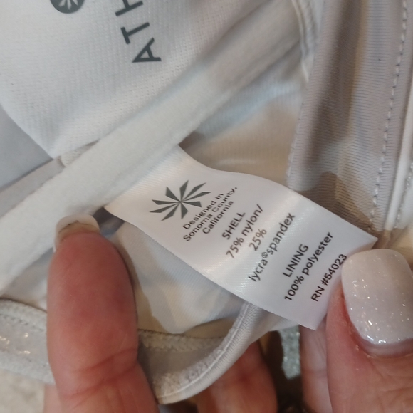 Trendy Athleta Bikini Top - Picture 8 of 9